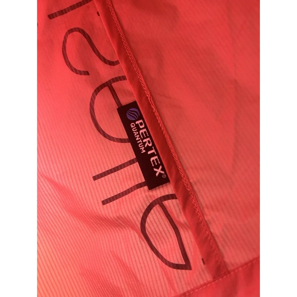 Oiselle Women's Running Reflective  Vest Size Medium Full Zip Pertex Quantum - Picture 4 of 5